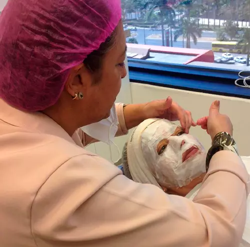 Eleve a sua autoestima com a harmonização facial